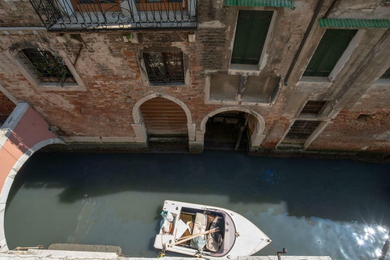 Apartment Ponte Raspi Canal View Benátky Exteriér fotografie